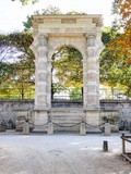 Paris : Vestiges du Palais des Tuileries, jeu de piste historique à travers la ville