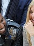 Kanye West & Sienna Miller passent du bon temps à la Fashion Week