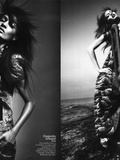 Hot Shoot | Joan Smalls pour Vogue Paris par Mario Sorrenti